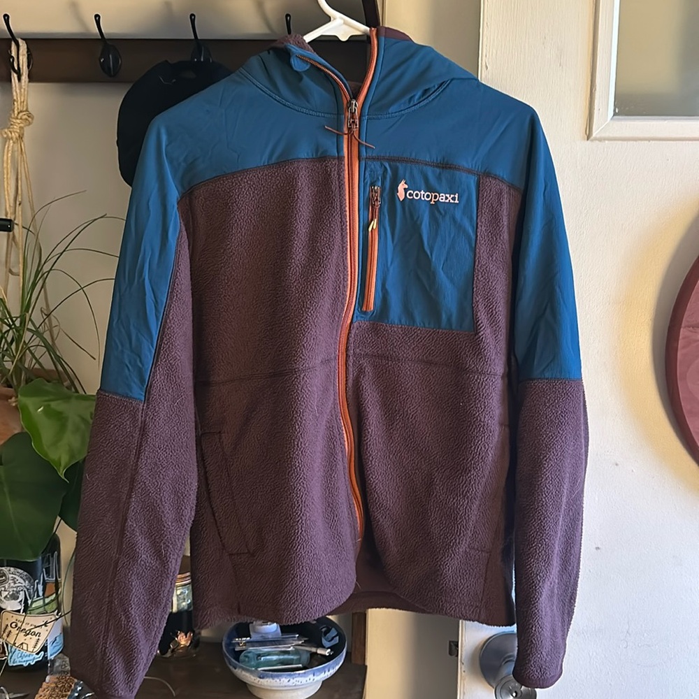 cotopaxi abrazo hooded fleece